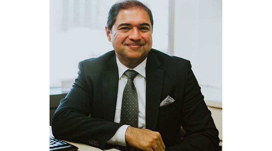 Q&A with Dr Naveen Somia – Liposuction for Lipoedema Patients